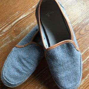 Sanuk wool slides